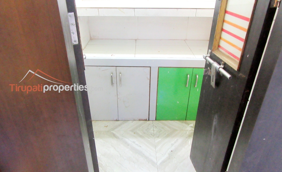1165 Sft North Facing Furnished #2Bhk #FlatforSale in #RailwayColony, #Tirupati